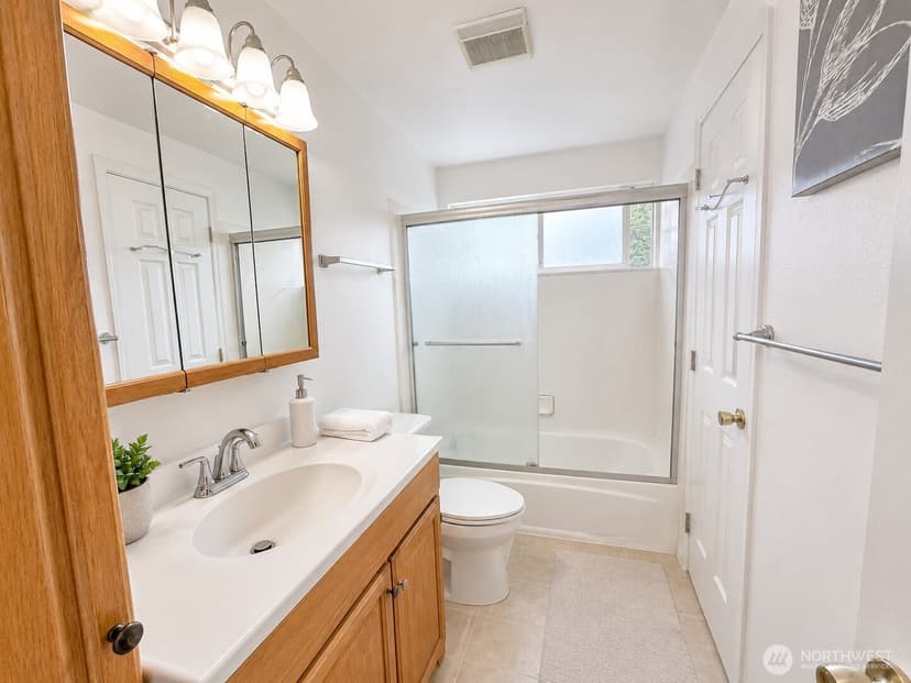 Property photo for 6132 59th Street NE, Marysville photo 6