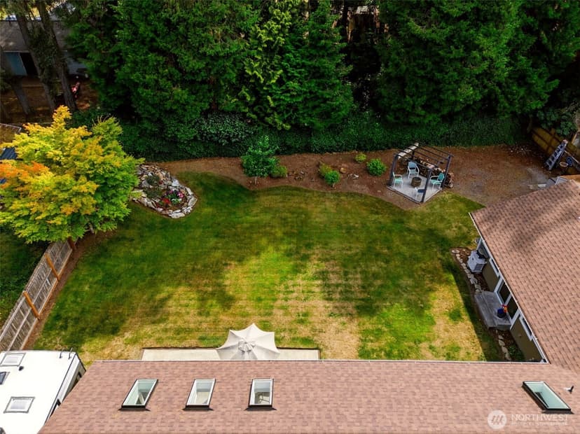 Property photo for 6106 Hillcrest Drive SW, Lakewood photo 39