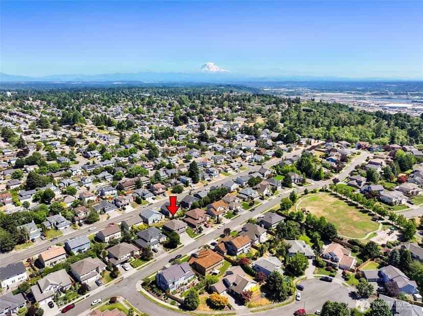 Property photo for 3901 Broadmoor Drive NE, Tacoma photo 34
