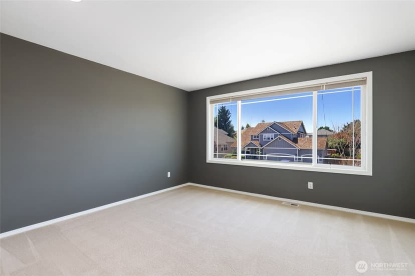 Property photo for 3901 Broadmoor Drive NE, Tacoma photo 24