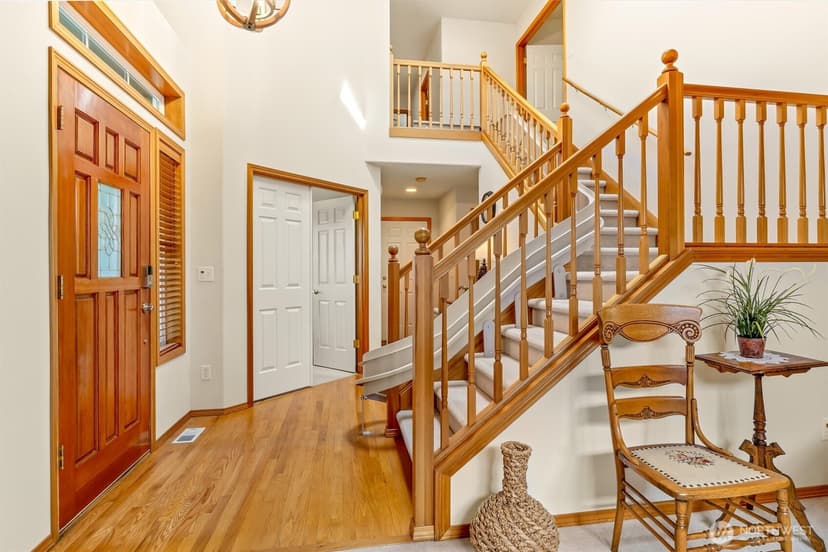 Property photo for 21807 87th Place W, Edmonds photo 5
