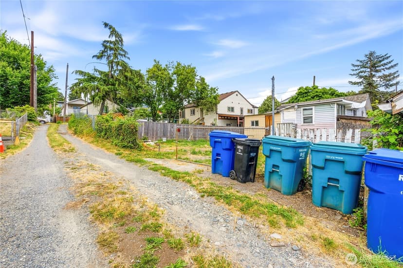 Property photo for 5307 16th Avenue S, Seattle photo 24