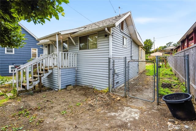 Property photo for 5307 16th Avenue S, Seattle photo 3