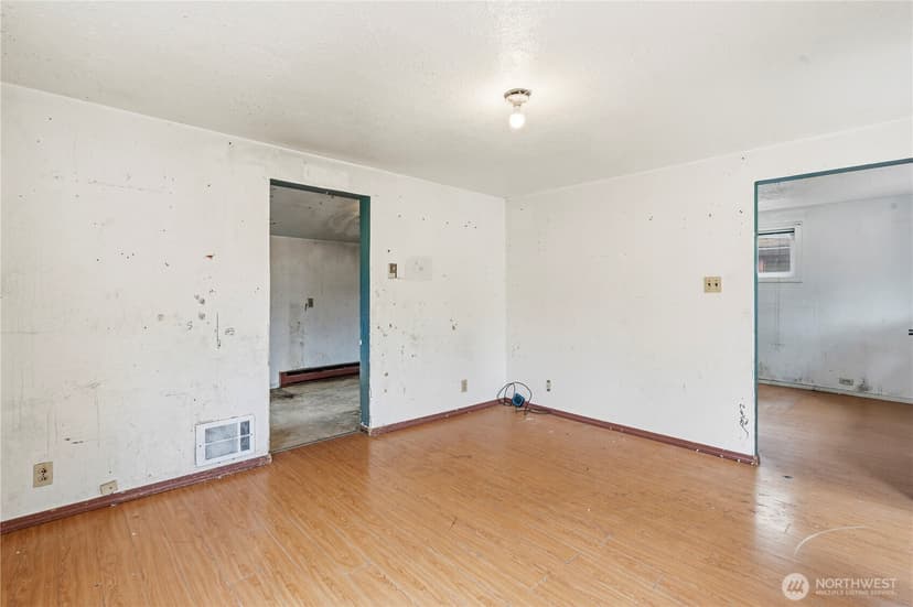 Property photo for 5307 16th Avenue S, Seattle photo 7