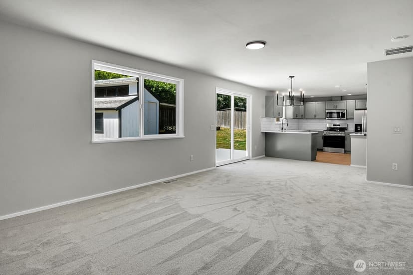 Property photo for 13020 Robinhood Lane, Snohomish photo 10
