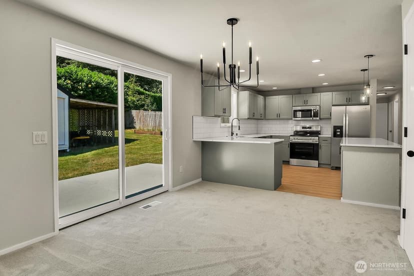 Property photo for 13020 Robinhood Lane, Snohomish photo 8