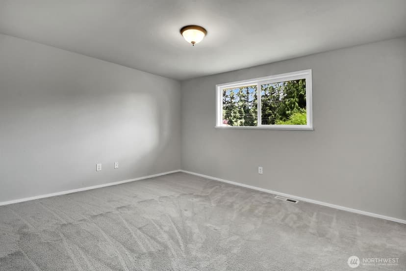 Property photo for 13020 Robinhood Lane, Snohomish photo 13