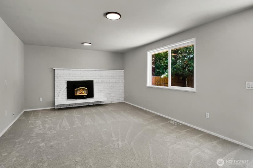 Property photo for 13020 Robinhood Lane, Snohomish photo 12