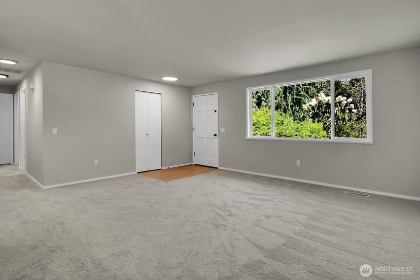 Property photo for 13020 Robinhood Lane, Snohomish photo 17