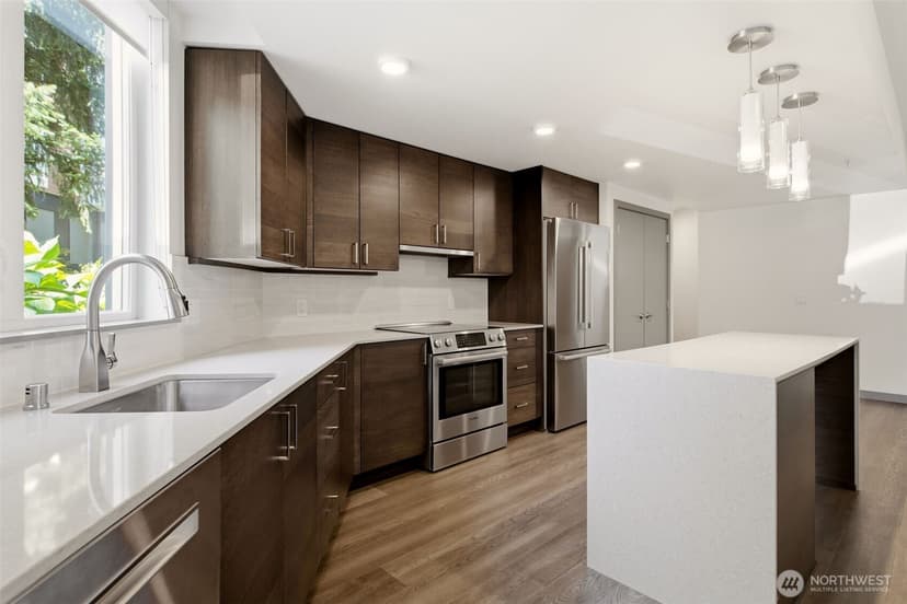 Property photo for 11903 NE 128th Street #P05, Kirkland photo 6