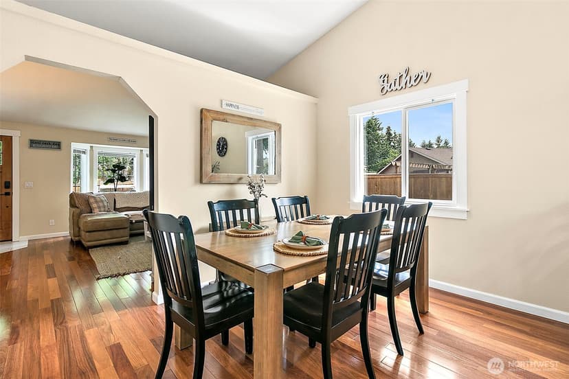 Property photo for 26418 227th Court SE, Maple Valley photo 8