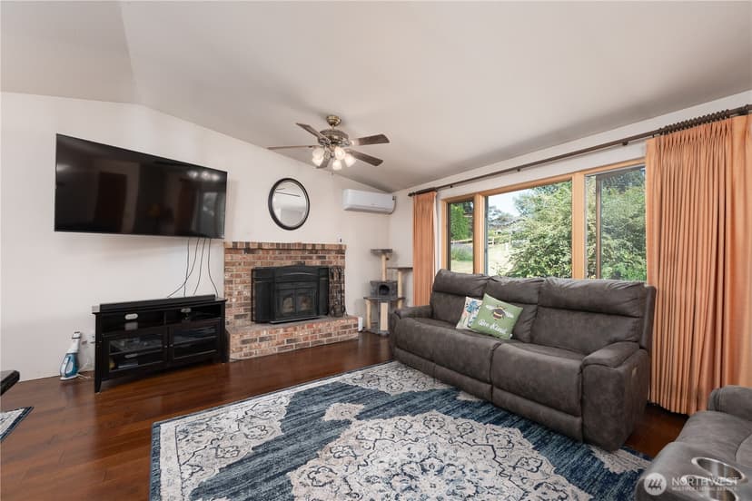 Property photo for 22504 121st Street E, Bonney Lake photo 5