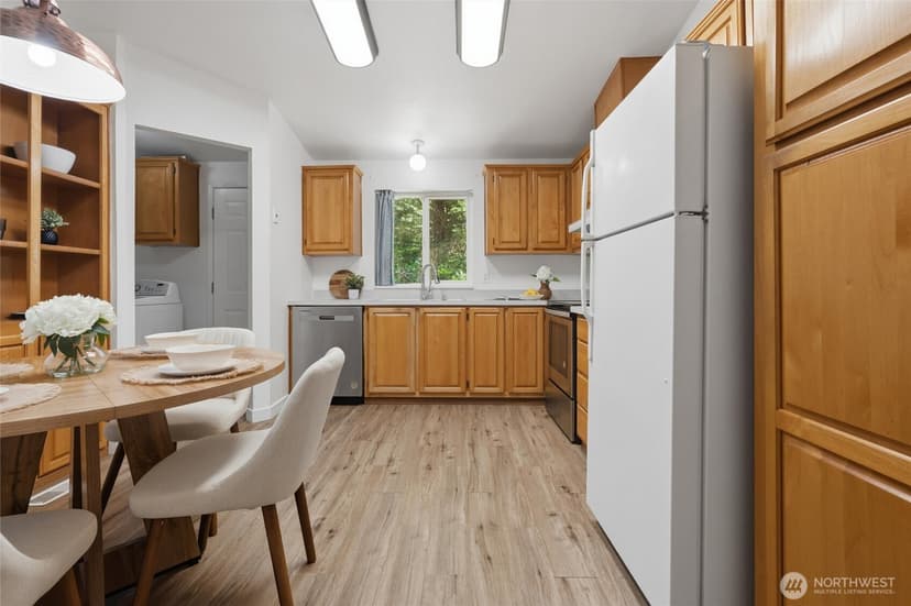 Property photo for 886 Woods Road E, Port Orchard photo 12