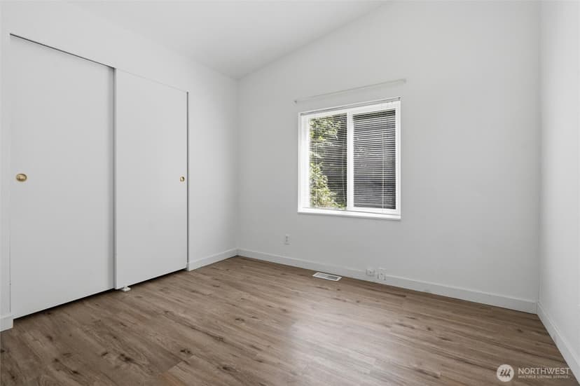 Property photo for 886 Woods Road E, Port Orchard photo 22