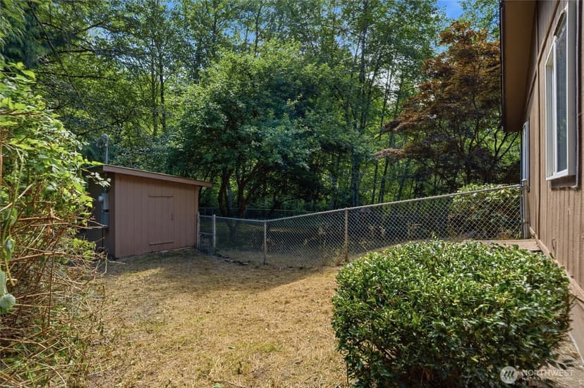 Property photo for 886 Woods Road E, Port Orchard photo 27