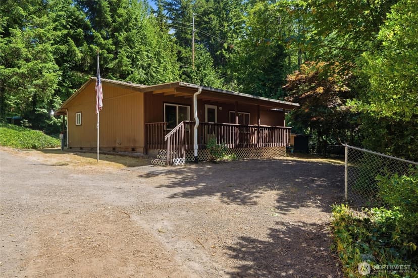 Property photo for 886 Woods Road E, Port Orchard photo 6