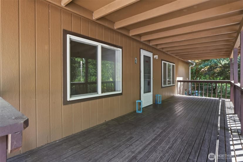 Property photo for 886 Woods Road E, Port Orchard photo 8