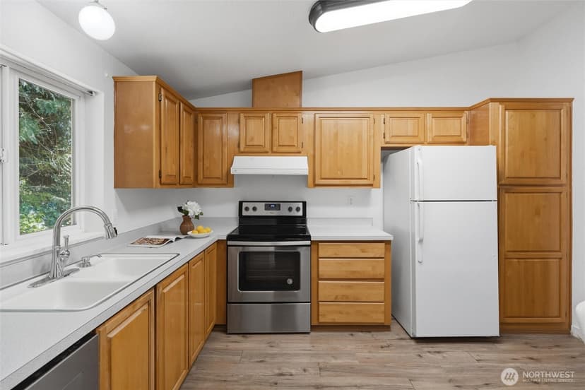 Property photo for 886 Woods Road E, Port Orchard photo 15