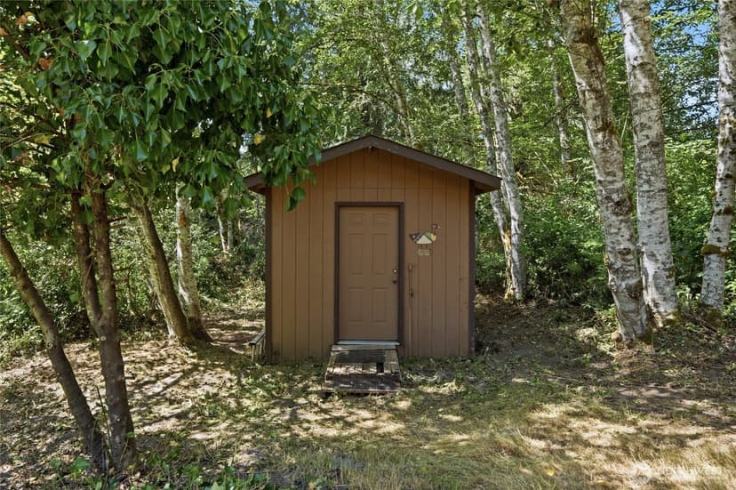 Property photo for 886 Woods Road E, Port Orchard photo 28