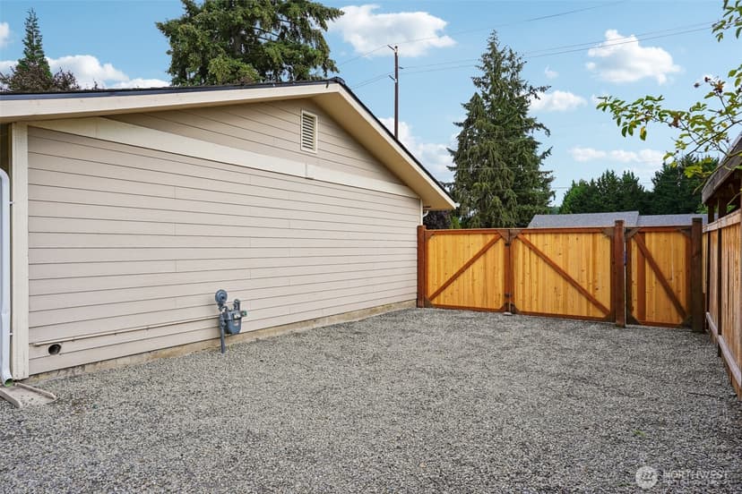 Property photo for 1711 7th Avenue SE, Puyallup photo 35