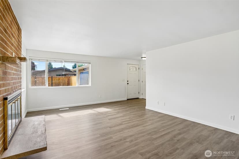 Property photo for 1711 7th Avenue SE, Puyallup photo 18