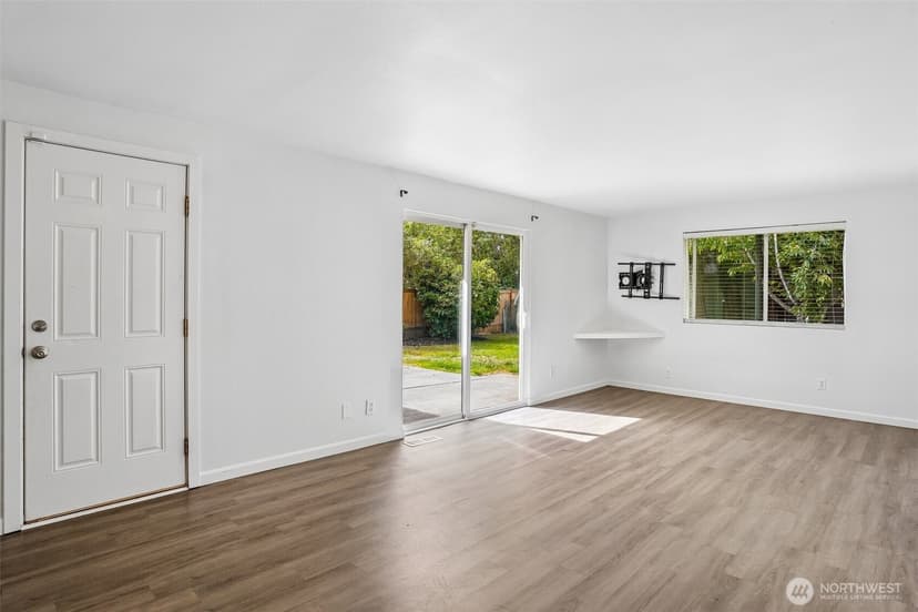 Property photo for 1711 7th Avenue SE, Puyallup photo 16