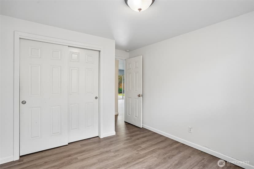 Property photo for 1711 7th Avenue SE, Puyallup photo 28