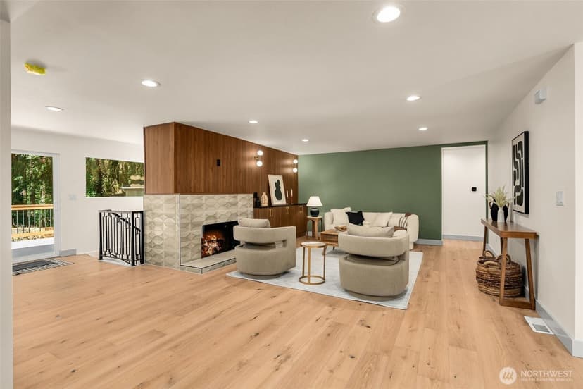 Property photo for 13237 8th Avenue NW, Seattle photo 6