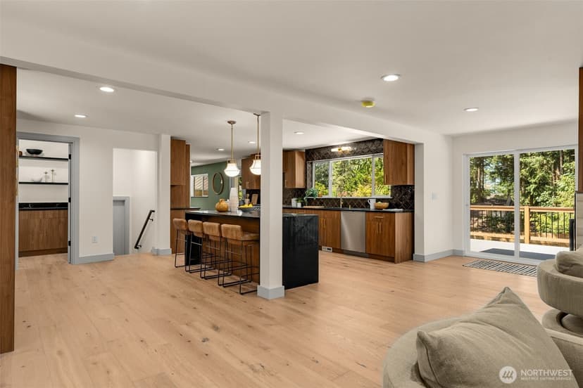 Property photo for 13237 8th Avenue NW, Seattle photo 10