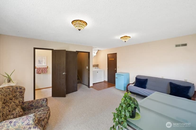 Property photo for 31715 46th Place S, Auburn photo 16
