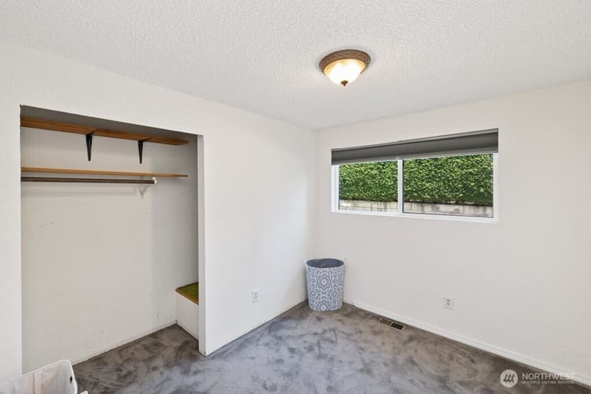 Property photo for 31715 46th Place S, Auburn photo 12