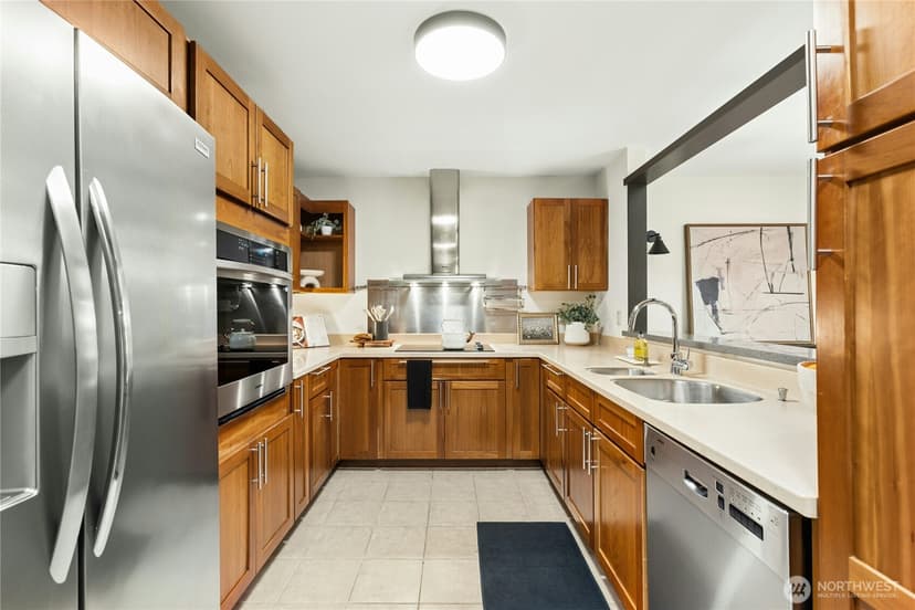 Property photo for 1617 Summit Avenue #23, Seattle photo 15
