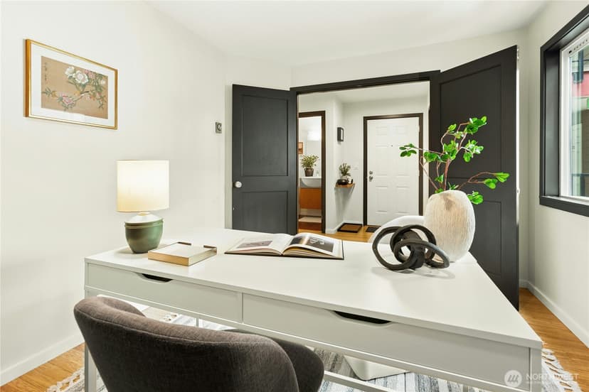 Property photo for 1617 Summit Avenue #23, Seattle photo 6