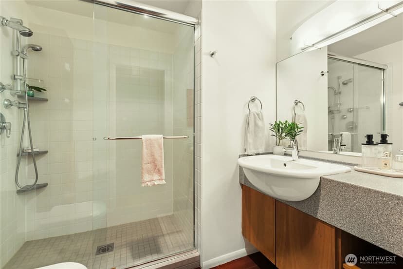 Property photo for 1617 Summit Avenue #23, Seattle photo 26