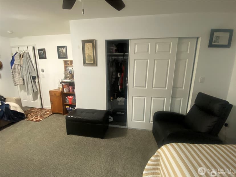 Property photo for 10453 1st Avenue SW, Seattle photo 26