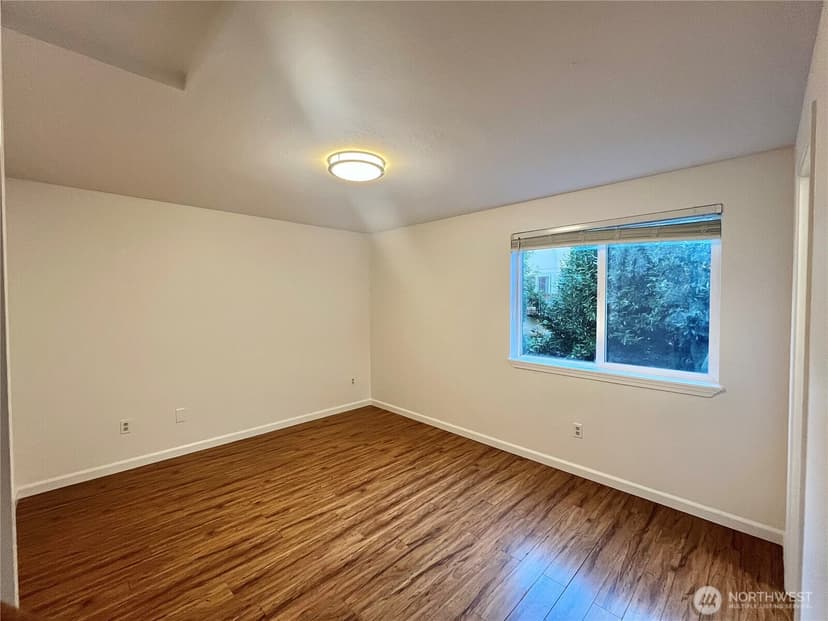 Property photo for 10453 1st Avenue SW, Seattle photo 12