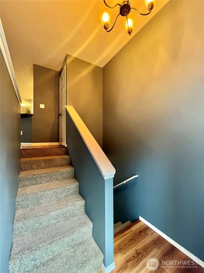 Property photo for 10453 1st Avenue SW, Seattle photo 3