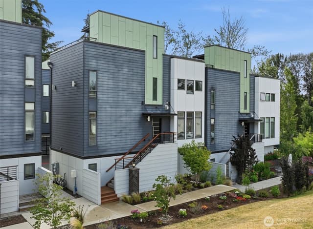 Property photo for 1427 136th Court NE, Bellevue