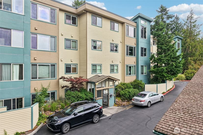 Property photo for 2222 NE 92nd Street #208, Seattle