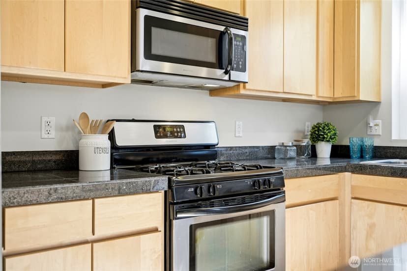 Property photo for 9054 17th Ave SW #A, Seattle photo 11