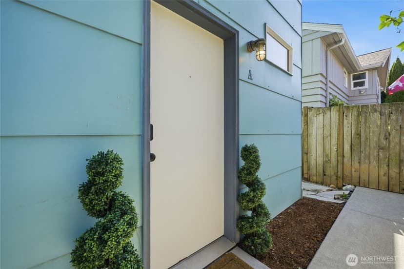 Property photo for 9054 17th Ave SW #A, Seattle photo 2