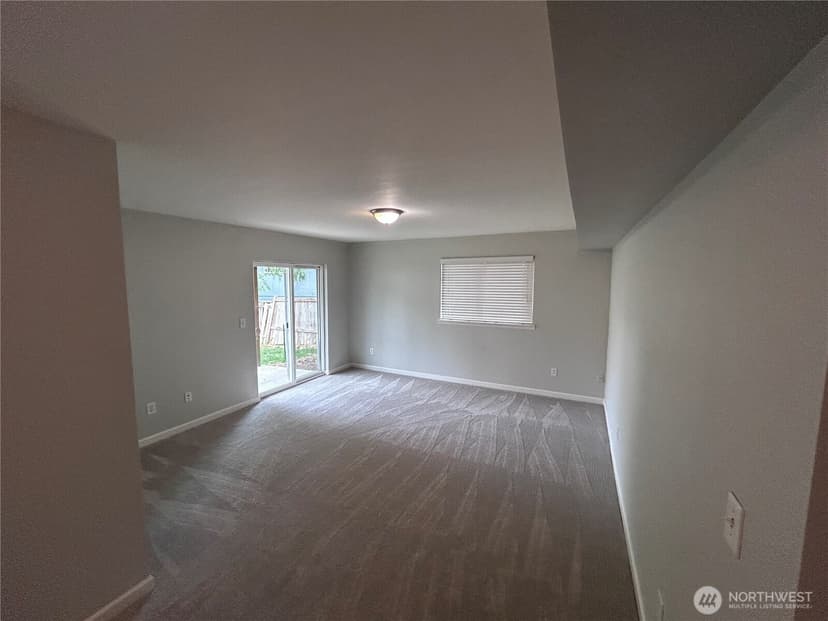 Property photo for 6014 80th Avenue NE #22, Marysville photo 17