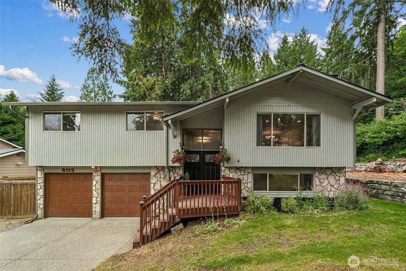 Property photo for 8413 121st Street E, Puyallup photo 2