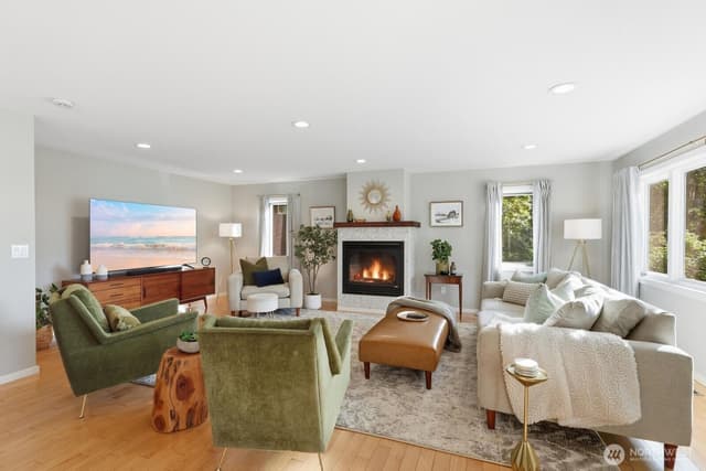 Property photo for 1113 Goat Trail Road, Mukilteo photo 4