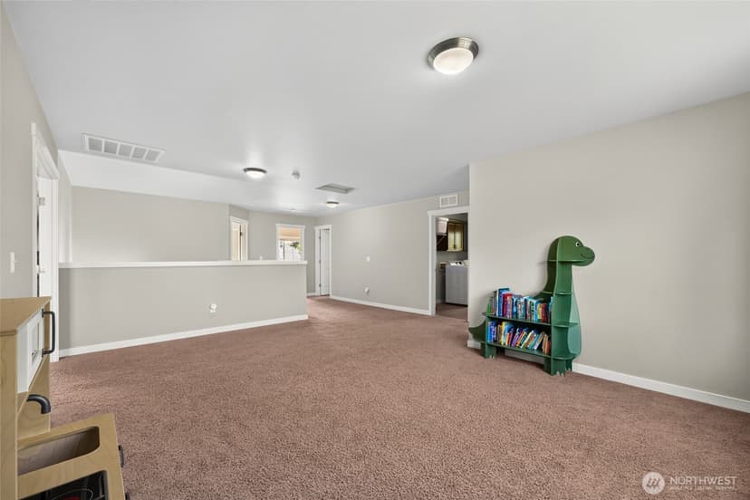 Property photo for 16131 76th Avenue Ct E, Puyallup photo 15