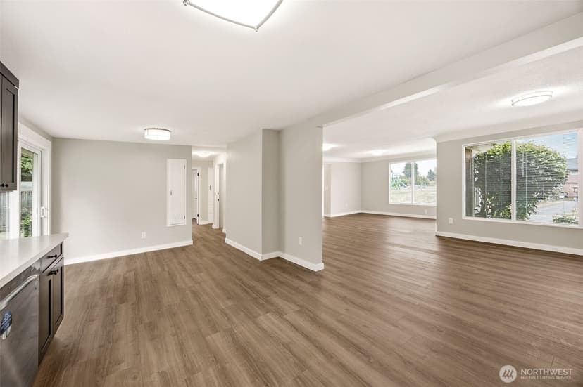 Property photo for 4832 Rucker Avenue, Everett photo 8