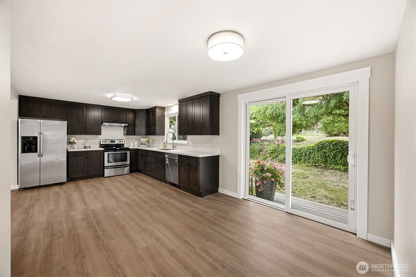Property photo for 4832 Rucker Avenue, Everett photo 13