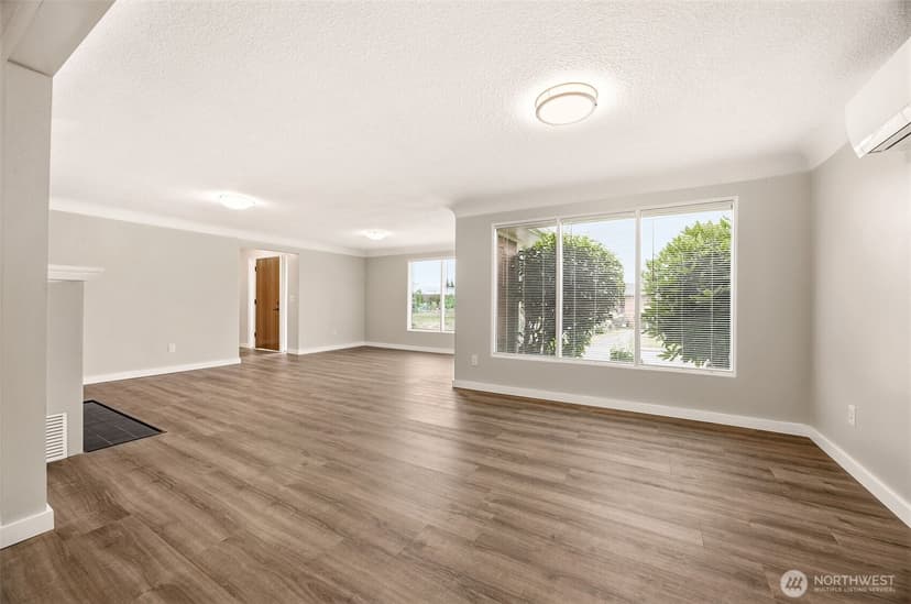 Property photo for 4832 Rucker Avenue, Everett photo 6