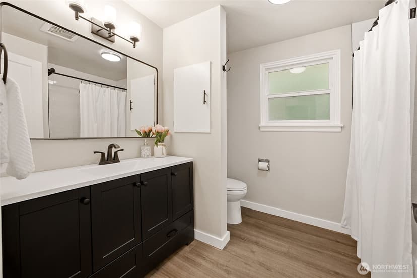 Property photo for 4832 Rucker Avenue, Everett photo 14