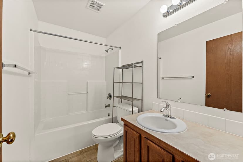 Property photo for 628 S 117th Street, Tacoma photo 21